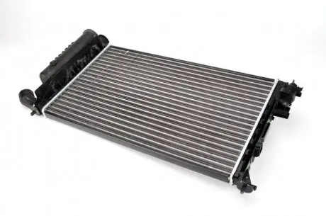 D7P018TT Радиатора THERMOTEC подбор по vin на Brocar