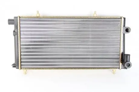 61337 Радіатор, охолодження двигуна NISSENS підбір по vin на Brocar