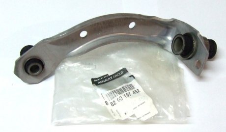 8200197452 Кронштейн балки (передней/R) Renault Megane II/Scenic II 1.4-2.0 02- (без упаковки) RENAULT підбір по vin на Brocar
