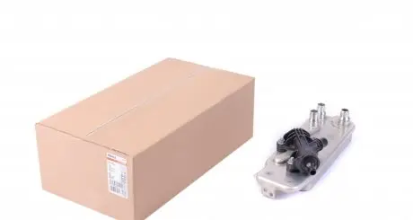 CLC90000P Радіатор масляний BMW 5 (F10, F18) 3.0i 10-/7 (F01, F02, F03, F04) 3.0/4.4i 08- N55/N63/N74 MAHLE / KNECHT підбір по vin на Brocar