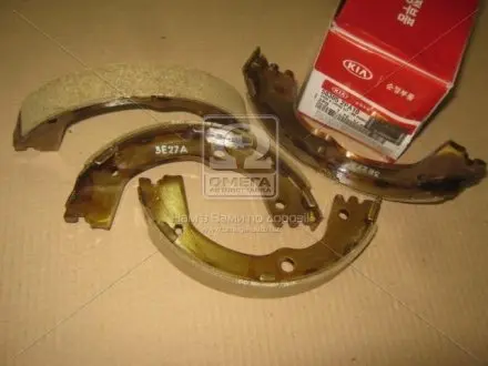 583052PA10 Колодки гальмівні стояночного гальма барабанні Hyundai Santa Fe 10-/Kia Sorento 09- (вир-во Mobis) HYUNDAI / KIA підбір по vin на Brocar