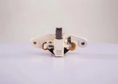 1197311090 Реле зарядки BOSCH підбір по vin на Brocar