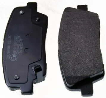 B111347 Гальмівні колодки задні Kia Sorento (XM) 2.0/2.2 CRDI 2009- DENCKERMANN підбір по vin на Brocar