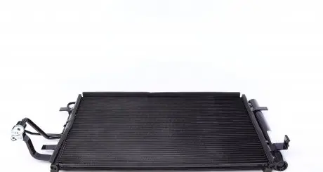 AC697000S Радіатор кондиціонера Kia Ceed 1.4-2.0 06-12 MAHLE / KNECHT підбір по vin на Brocar
