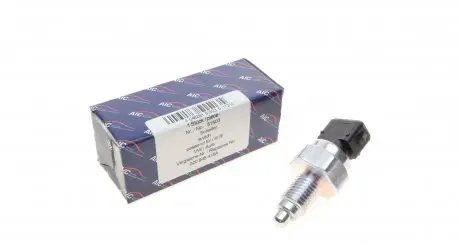 51503 Датчик включения заднего хода VW T4 -03/Caddy II 95-04 (M12x1.5) AIC подбор по vin на Brocar