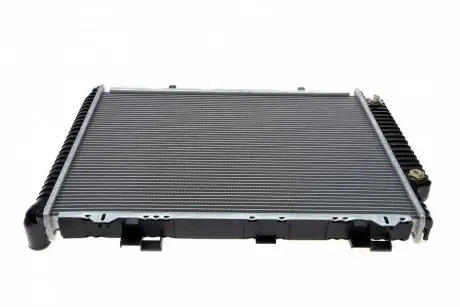 CR245000S Радіатор охолодження MB E-class (W210) 4.2-5.0/3.0D 95-03 MAHLE / KNECHT підбір по vin на Brocar