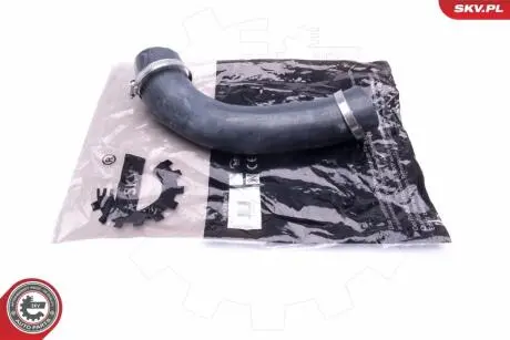43SKV218 Патрубок інтеркулера Volvo S60 II/S80 II 2.4D 10- SKV GERMANY підбір по vin на Brocar