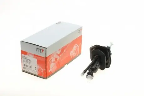 2108119 Циліндр зчеплення (головний) Ford Focus II/III/C-max/Mazda 3/5/Volvo C30/S40 II/V50 1.0-2.4D 03- VALEO підбір по vin на Brocar