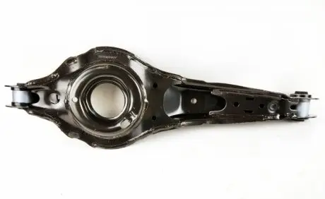 BBP328300C Рычаг Нижний задн (r) MAZDA подбор по vin на Brocar