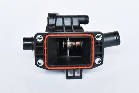 73322 Термостат з корпусом Berlingo 1,6HDI 05-, FORD 1,4-1,6TDCI 04-, FIAT. ASAM підбір по vin на Brocar