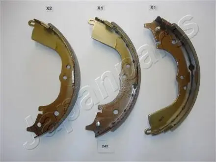 GF242AF TOYOTA Щеки тормозные HIACE IV 95- JAPANPARTS підбір по vin на Brocar