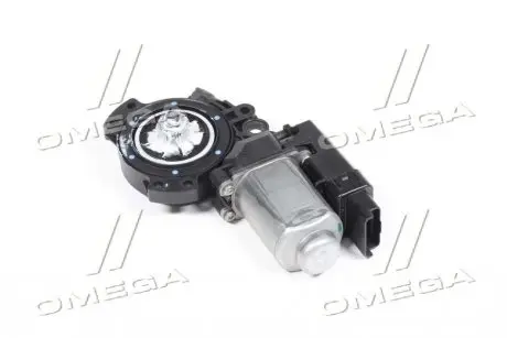 824502B010 Двигатель стеклоподъёмника передней левой двери HYUNDAI / KIA подбор по vin на Brocar