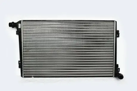 80330 VW радіатор охолодження Audi A3,Skoda Octavia II,Caddy III,Golf V,Passat,Touran1.9/2.0TDI ASAM підбір по vin на Brocar