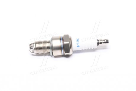 062709000025 Свеча зажигания AUDI 100, 80, SEAT, SKODA FELICIA, VW GOLF (выр-во MAGNETI MARELLI) MAGNETI MARELLI підбір по vin на Brocar