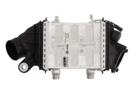 CI226000P Інтеркулер MAHLE / KNECHT подбор по vin на Brocar