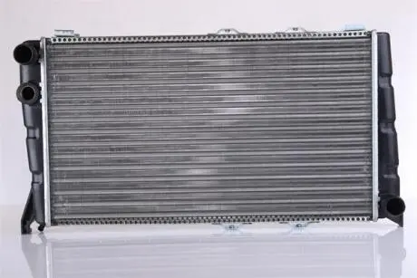 64010 Радиатор, охлаждение двигателя NISSENS подбор по vin на Brocar