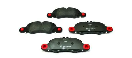 8DB355013801 Комплект тормозных колодок, дисковый тормоз HELLA підбір по vin на Brocar