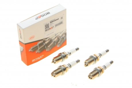 A1514113 К-кт (4шт) свечей зажигания VW Golf V/Passat 96-05 BOGAP подбор по vin на Brocar