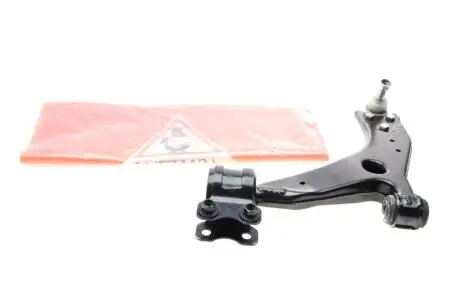 30FR1706 Важіль підвіски (передній/знизу) (L) Ford C-Max 07-10/Focus/Volvo C30/C70/S40/V50 04-12 (з кульовою) ASMETAL підбір по vin на Brocar