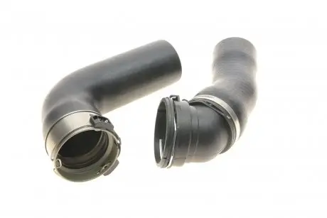 B1711124 Патрубок інтеркулера BMW 5 (E60)/6 (E63) 3.0D 04-10 M57 BOGAP підбір по vin на Brocar