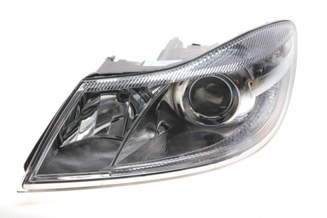 7623961 Фара (R) Skoda Octavia 04-13 (H1/H7) VAN WEZEL підбір по vin на Brocar