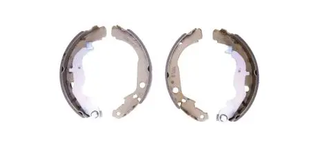 8DB355022261 Гальмівні колодки зад. Logan/Daster/Clio/Micra HELLA підбір по vin на Brocar