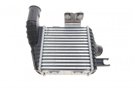 CI692000S Радіатор інтеркулера MAHLE CI 692 000S MAHLE / KNECHT підбір по vin на Brocar