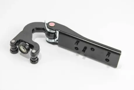 RM8031 Ролик зсувних дверей Master/Movano 10- (середній/з кроншт.) GOODREM підбір по vin на Brocar