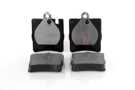 GH412304 Комплект гальмівних накладок, дискове гальмо GH-PARTS підбір по vin на Brocar